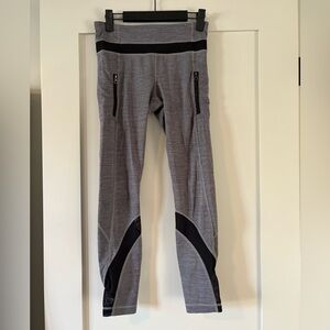Lululemon Women’s Gray Active Leggings with Black Panels and Zippers